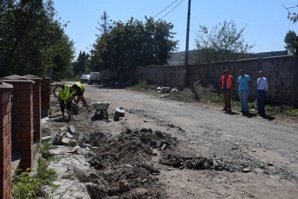 В Опришківцях на ремонт вулиці Полуботка витратять 5 млн грн