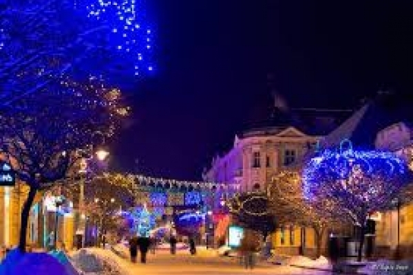 100 тисяч гривень на новорічну ялинку Прикарпаття - міська рада затвердила кошторис святкування
