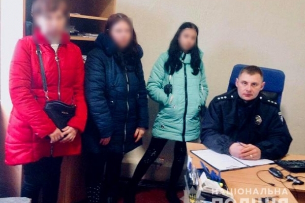 На Івано-Франківщині дві неповнолітні дівчини посварилися з матір’ю і втекли з дому