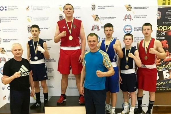 Франківські школярі – одні з кращих боксерів України