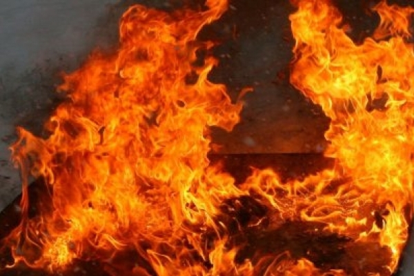 На Прикарпатті у власному будинку згоріла жінка