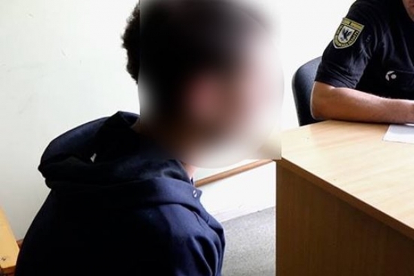 На Івано-Франківщині розшукали грабіжника, що вкрав у жінки телефон