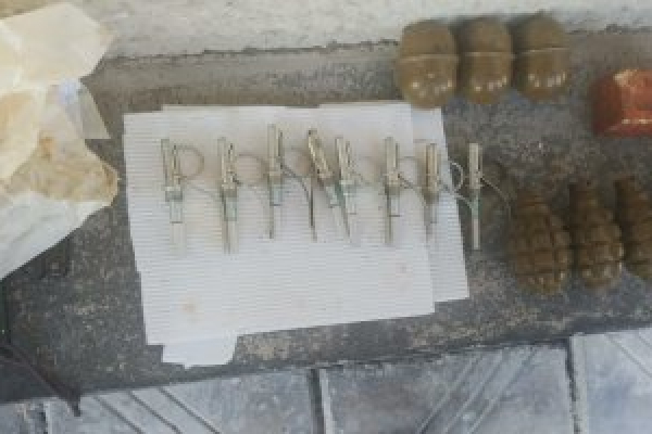 На Прикарпатті військовий продавав гранатомети, гранати та тротил (Фото)