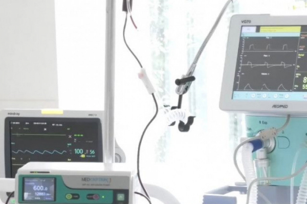 П'ять лікарень Прикарпаття отримають апарати ШВЛ з Угорщини