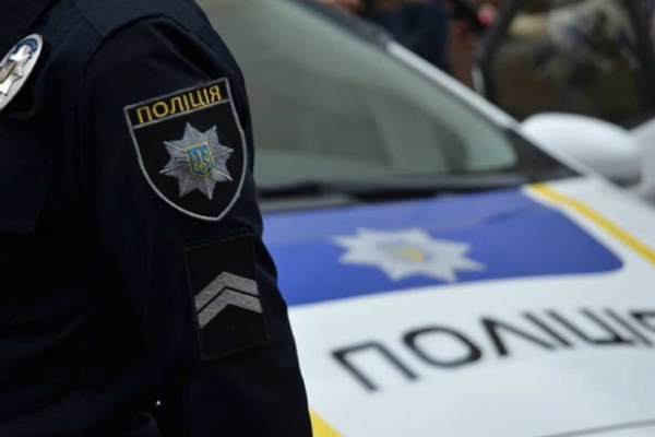 В Івано-Франківську затримали двох водіїв, які мали при собі наркотики