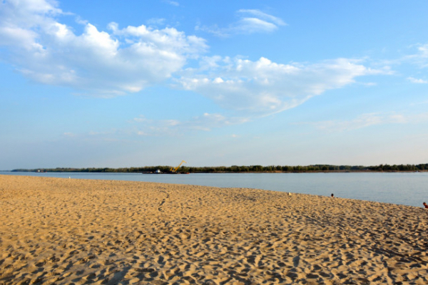 На Прикарпатті всього три пляжі є безпечними для відпочинку