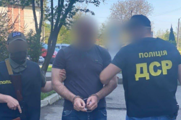 В Івано-Франківській області поліцейські затримали «вора в законі» (Відео)