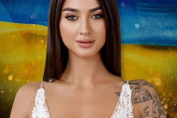 Красуня-Викладачка з Франківська змагається у світовому конкурсі краси Miss Grand International