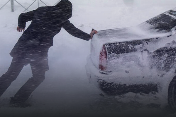 До кінця тижня на Прикарпатті очікують сніг, на дорогах можлива ожеледиця