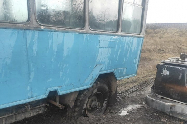На міні на Миколаївщині підірвався автомобіль з прикарпатськими енергетиками