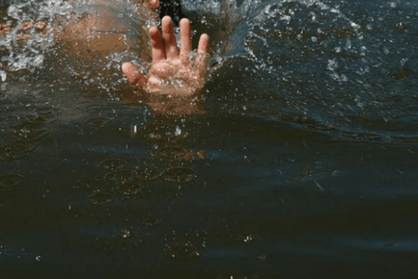 У Дністрі на Рогатинщині другий день шукають дівчину, яка зникла під водою