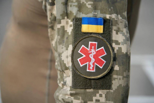 Сьогодні у лавах Зброних сил України несуть службу 254 працівників закладів охорони здоров’я Прикарпаття