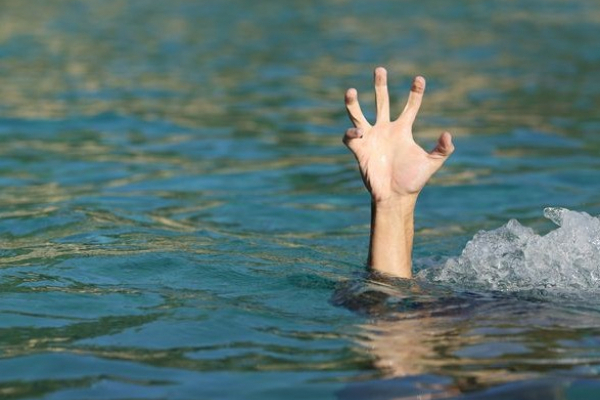 У місцевому ставку Городенки втопився чоловік - рятувальник підняти тіло з дна