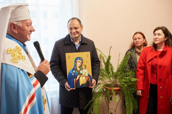 В Івано-Франківську відкрили центр для дітей, які вилучені з сімей