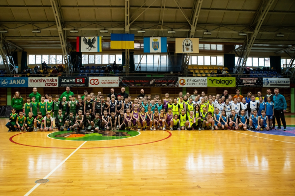 Фестиваль міні-баскетболу проходить у Івано-Франківську 
